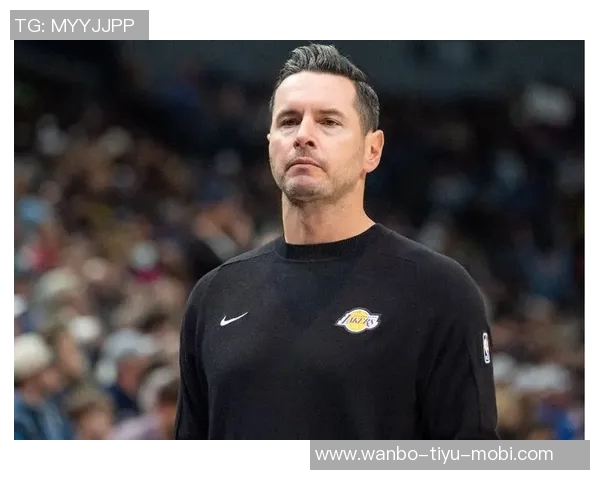 雷迪克曾批评里弗斯推卸责任输球总是归咎于球员表现 雷迪克曾批评里弗斯推卸责任输球总是归咎于球员表现