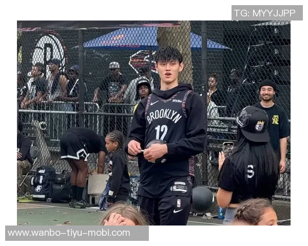 曾凡博引发球迷热潮高价票却让期待变失望的夜晚